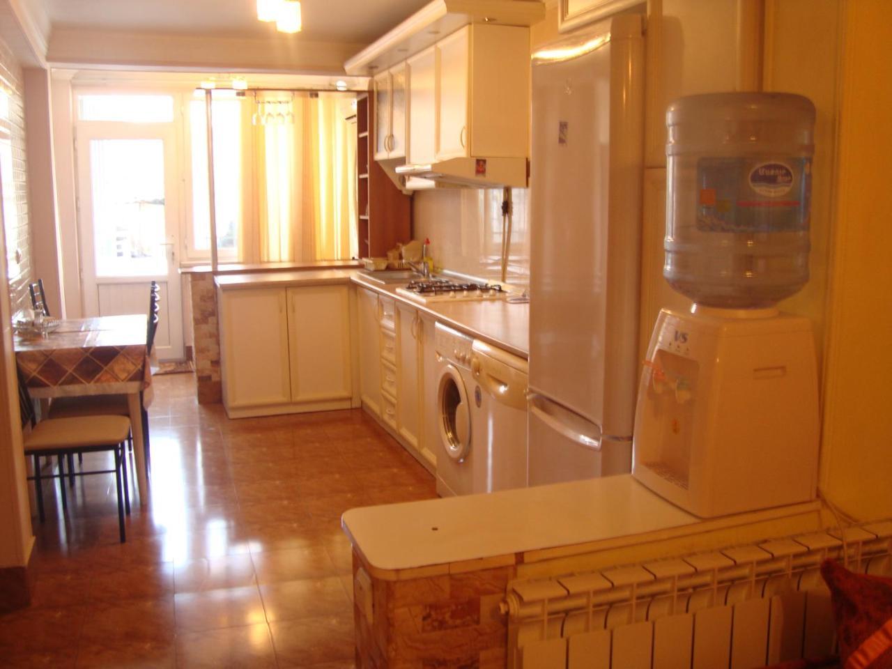 Apartment Narine 耶烈万 外观 照片